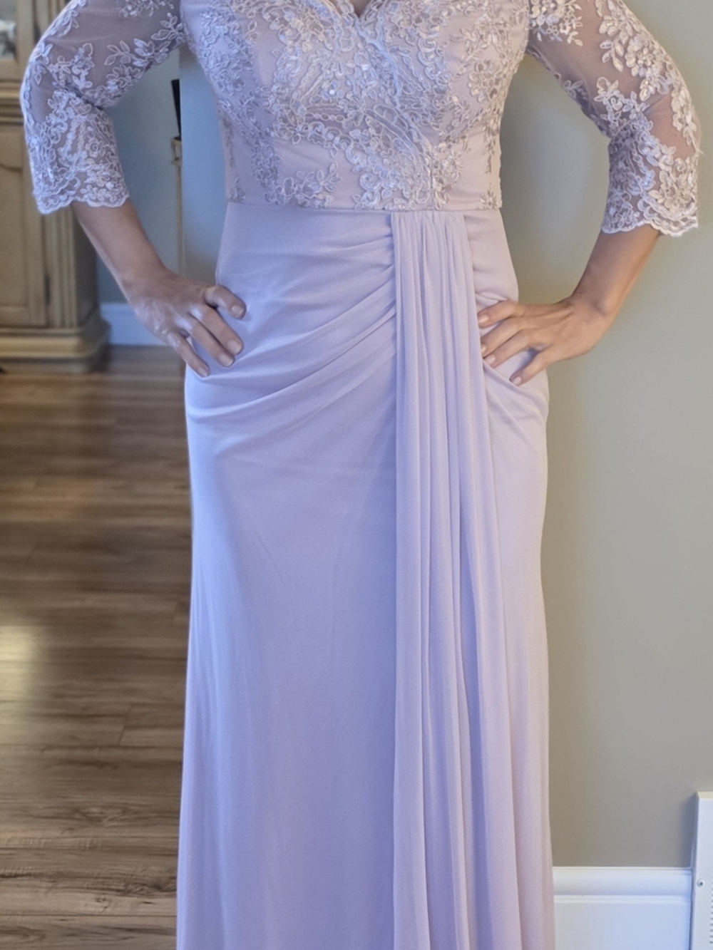 Elegant Lace & Chiffon Evening Gown - Light Lavender